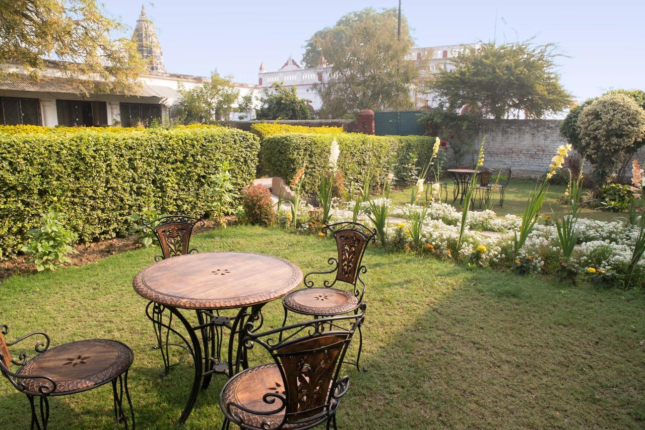 Panchkote Raj Ganges Bed & Breakfast Varanasi Exterior photo